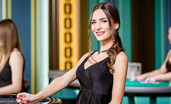 Hỗ trợ trực tuyến 24/7 qua chat trực tiếp